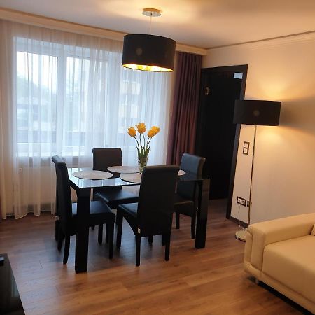 Marbeo 5 Star Luxury Suites - Elkonu Liepāja Exteriör bild